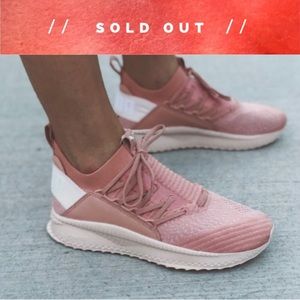 ☰ SOLD ☰ PUMA Tsugi Jun Knit Casual Running